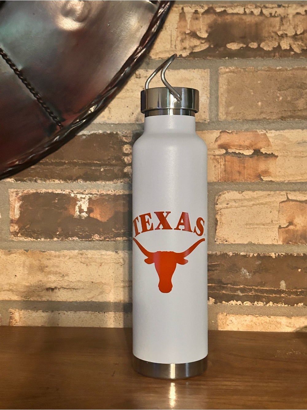 NWT University of Texas Longhorns 22oz White Stainless Steel Insulated Bottle